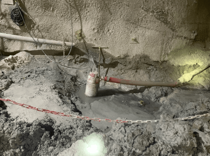 Pozo de drenaje en minería