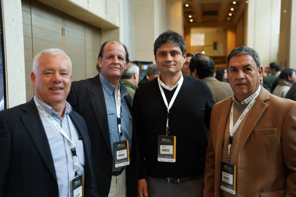 Participantes del Seminario Minería Inteligente (SMI): Co-creando Soluciones de Alto Impacto.