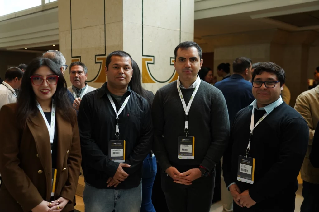 Participantes del Seminario Minería Inteligente (SMI): Co-creando Soluciones de Alto Impacto.