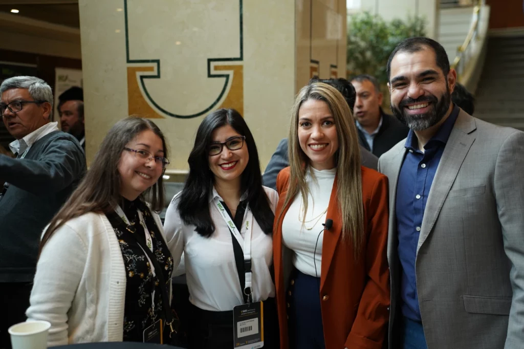Participantes del Seminario Minería Inteligente (SMI): Co-creando Soluciones de Alto Impacto.