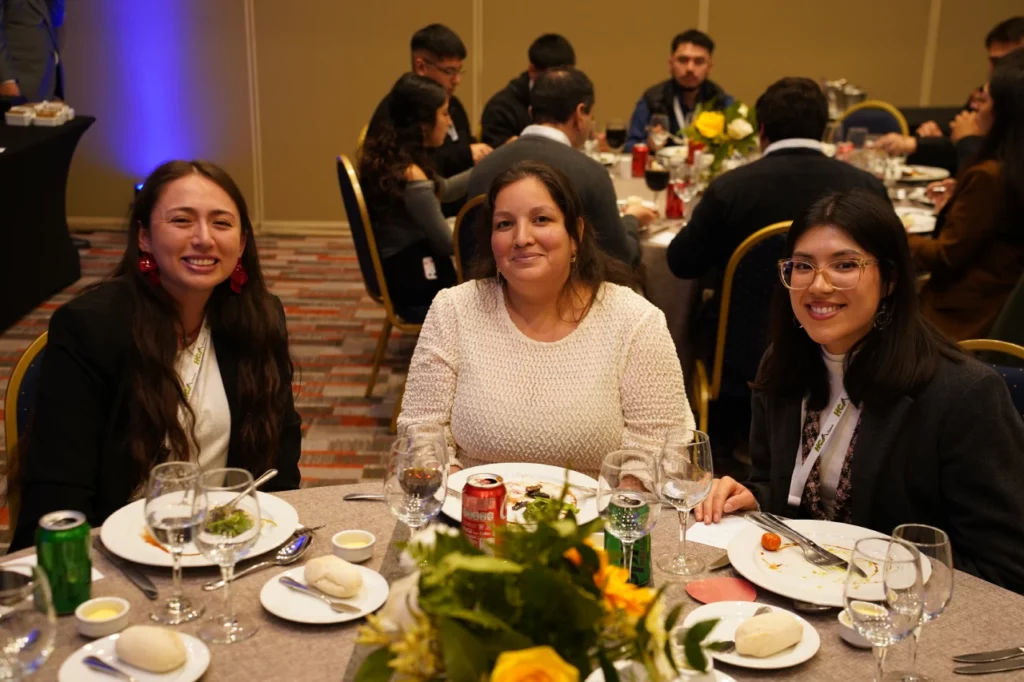 Compartir del Seminario Minería Inteligente (SMI): Co-creando Soluciones de Alto Impacto.