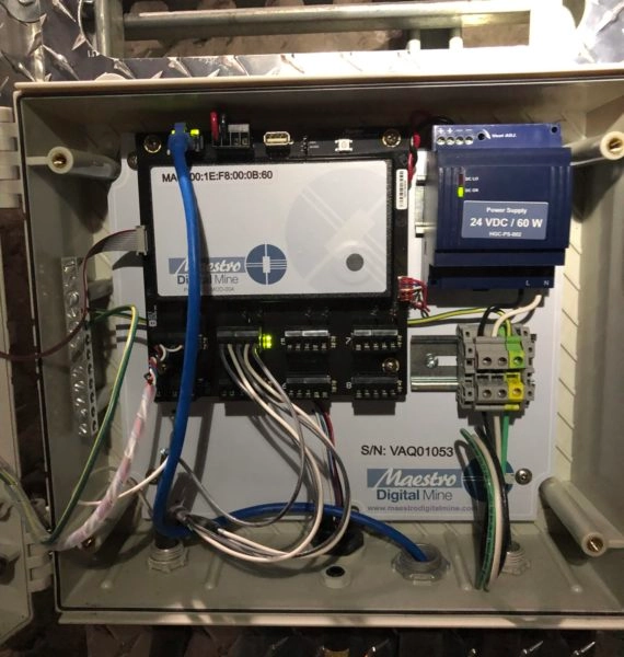 Zephyr AQS™ es de fácil instalación y simplifica la arquitectura de red.